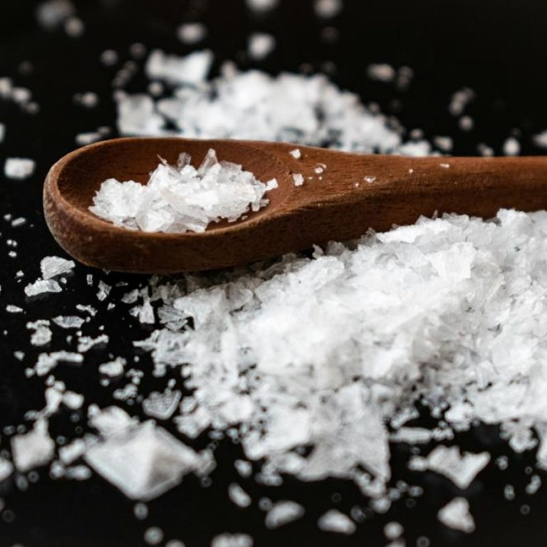 salt-arrangement-5d2ed907afe845758ac11aacdb2b1cbe